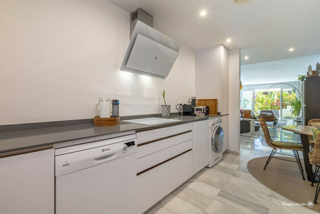 Ground Floor Apartment Estepona Málaga - image 21