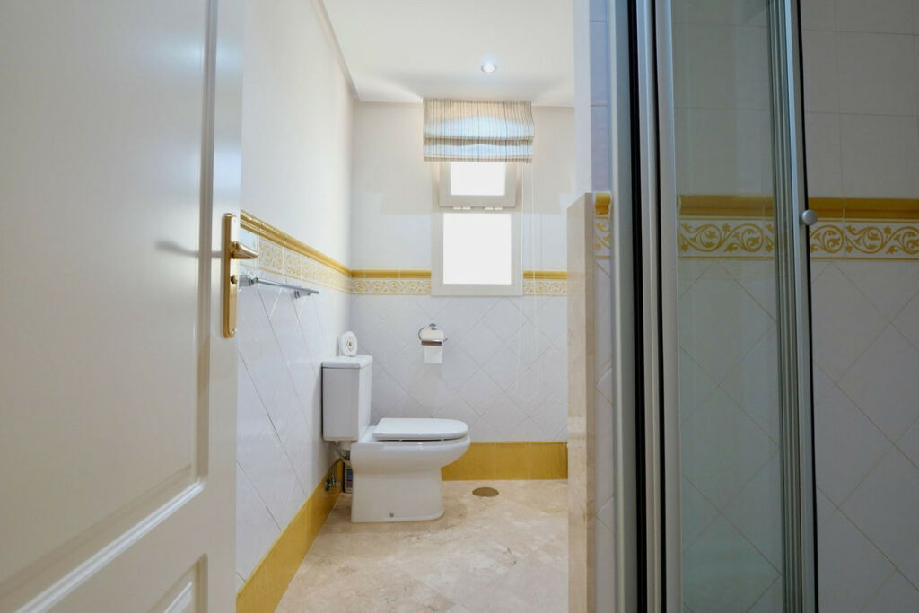 Penthouse La Mairena Málaga - image 23