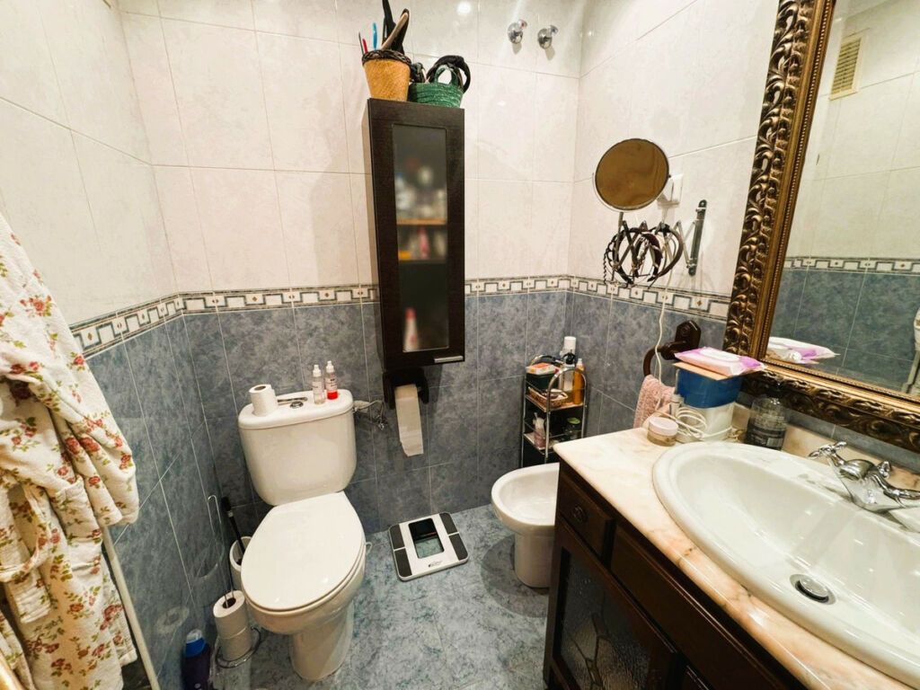 Middle Floor Apartment Las Lagunas Málaga - image 23