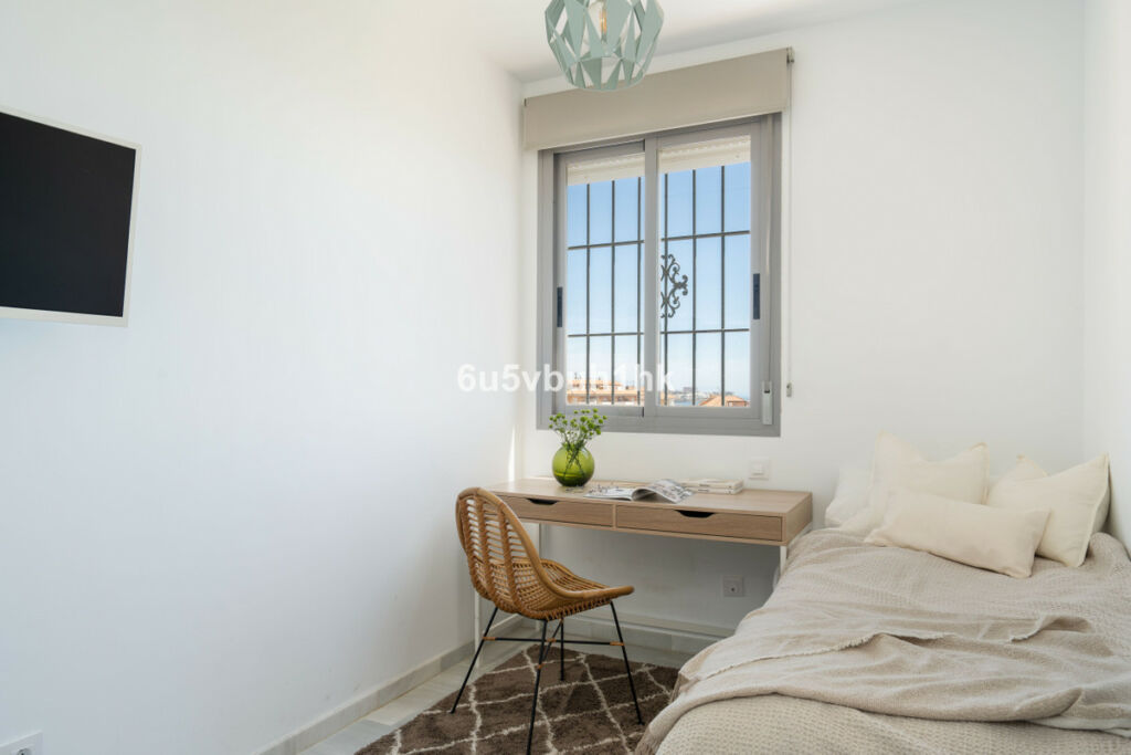 Townhouse Fuengirola Málaga - image 23