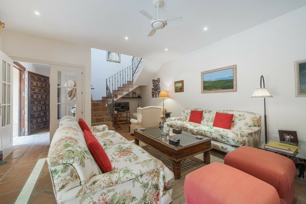 Detached Villa Sotogrande Cádiz - image 23