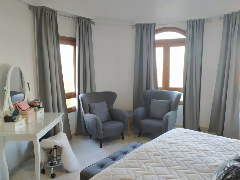 Detached Villa San Miguel de Salinas Alicante - image 23
