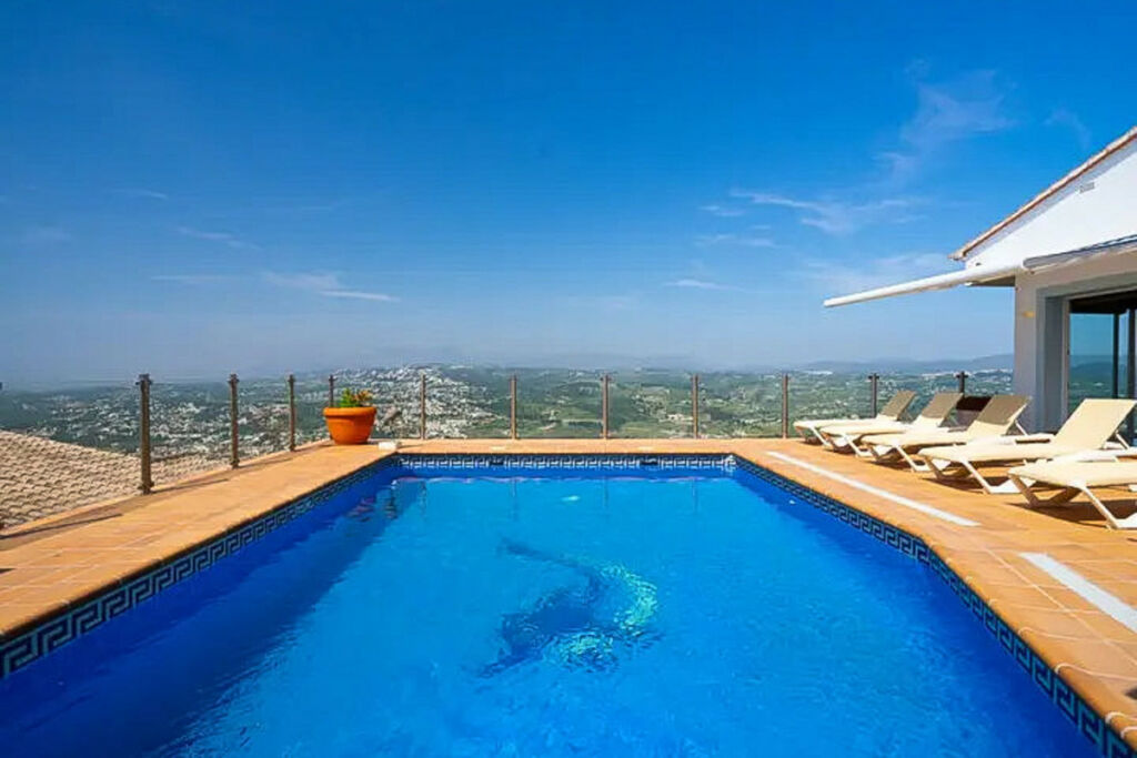 Detached Villa Moraira Alicante - image 23