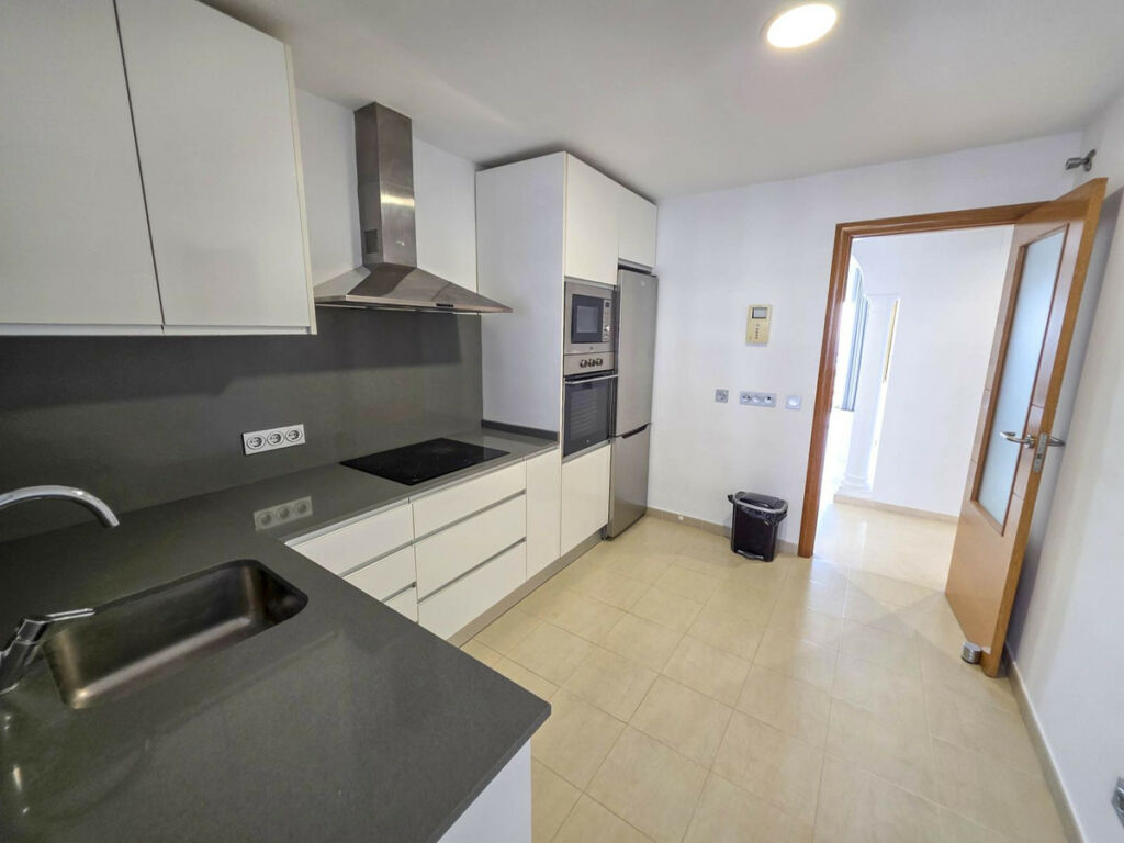 Middle Floor Apartment La Duquesa Málaga - image 23