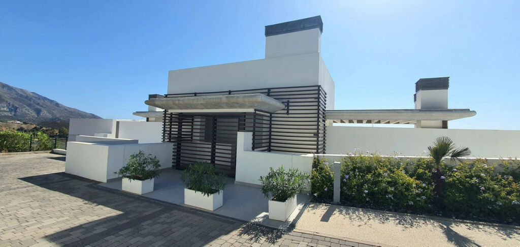 Middle Floor Apartment La Quinta Málaga - image 23