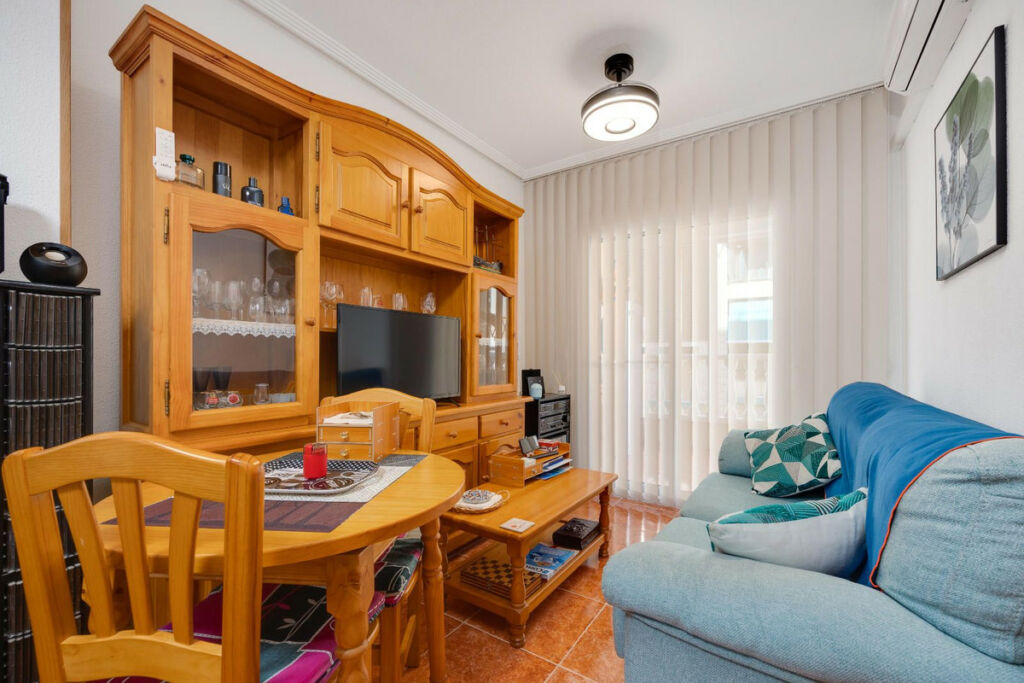 Middle Floor Apartment Guardamar del Segura Alicante - image 23