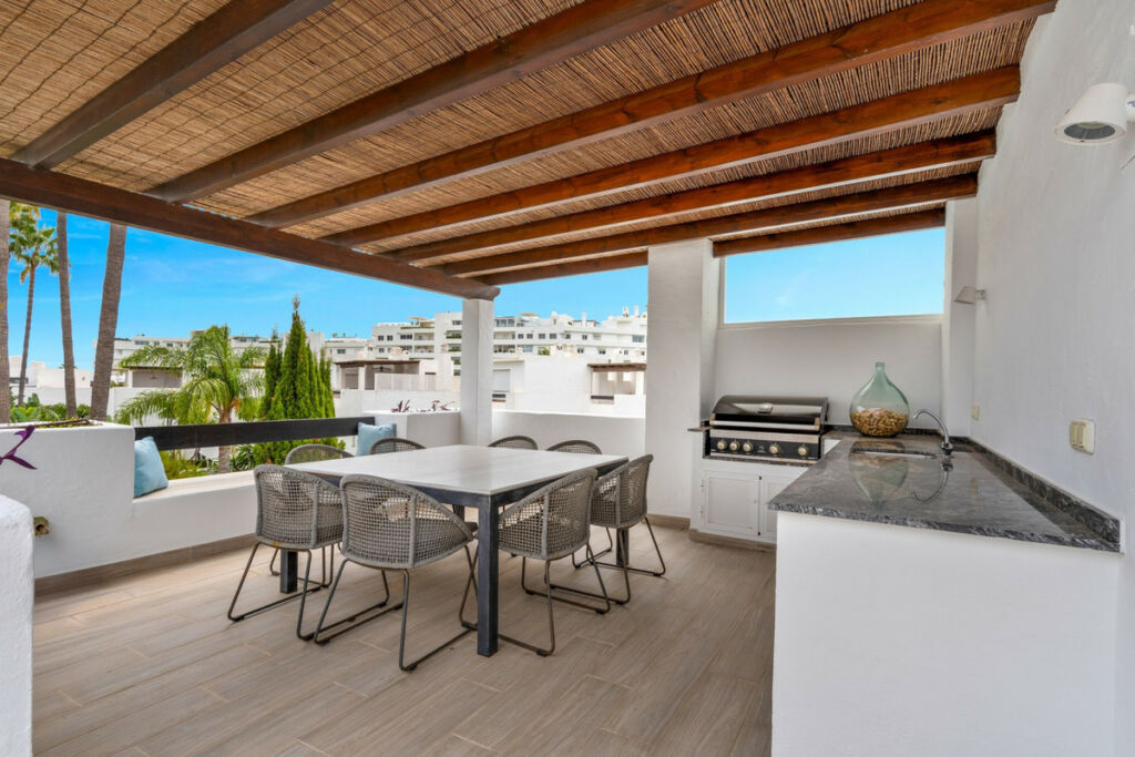 Townhouse San Pedro de Alcántara Málaga - image 23