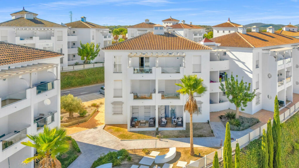 Penthouse Manilva Málaga - image 23