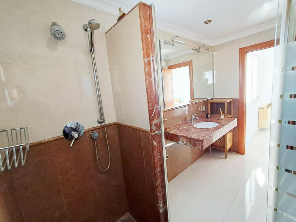 Semi-Detached House Benalmadena Málaga - image 23