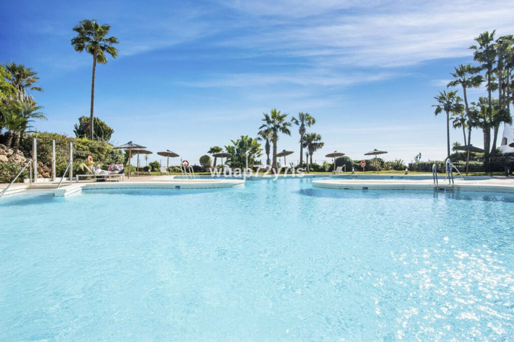 Ground Floor Apartment Puerto Banús Málaga - image 23