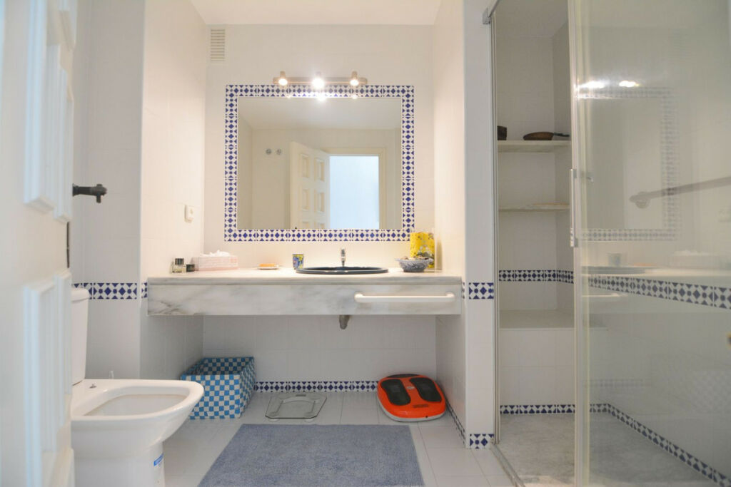 Middle Floor Apartment Fuengirola Málaga - image 22