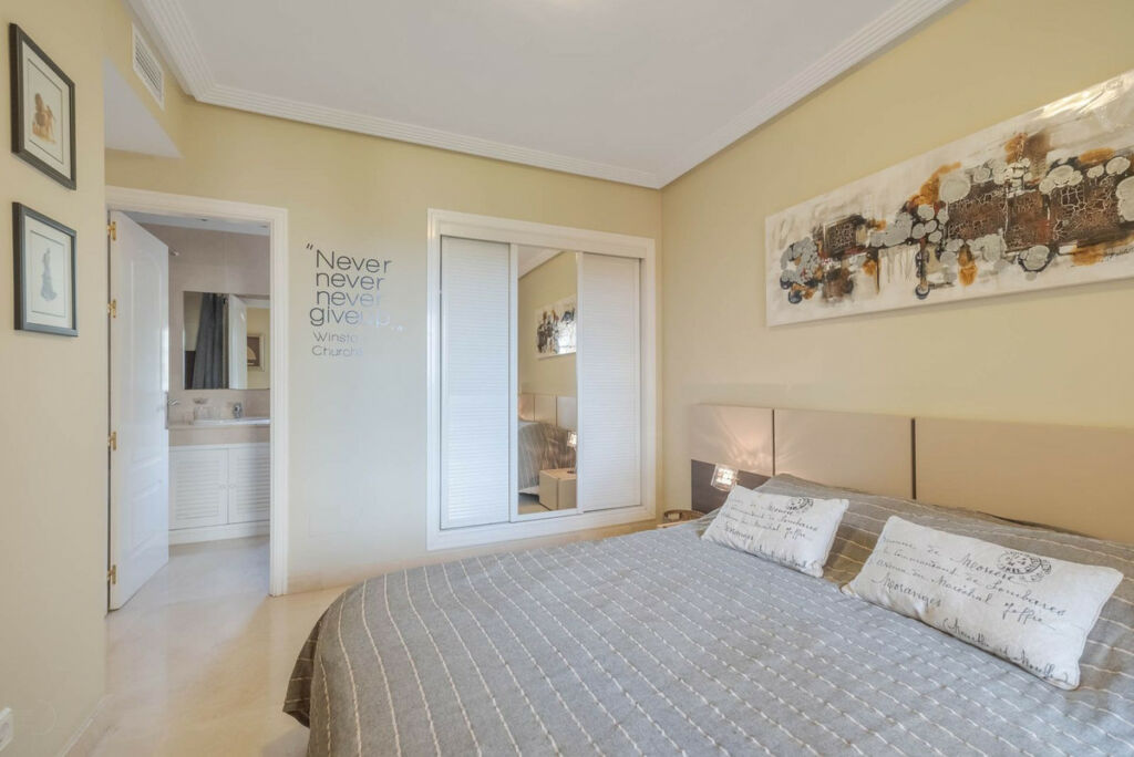 Ground Floor Apartment Los Arqueros Málaga - image 23