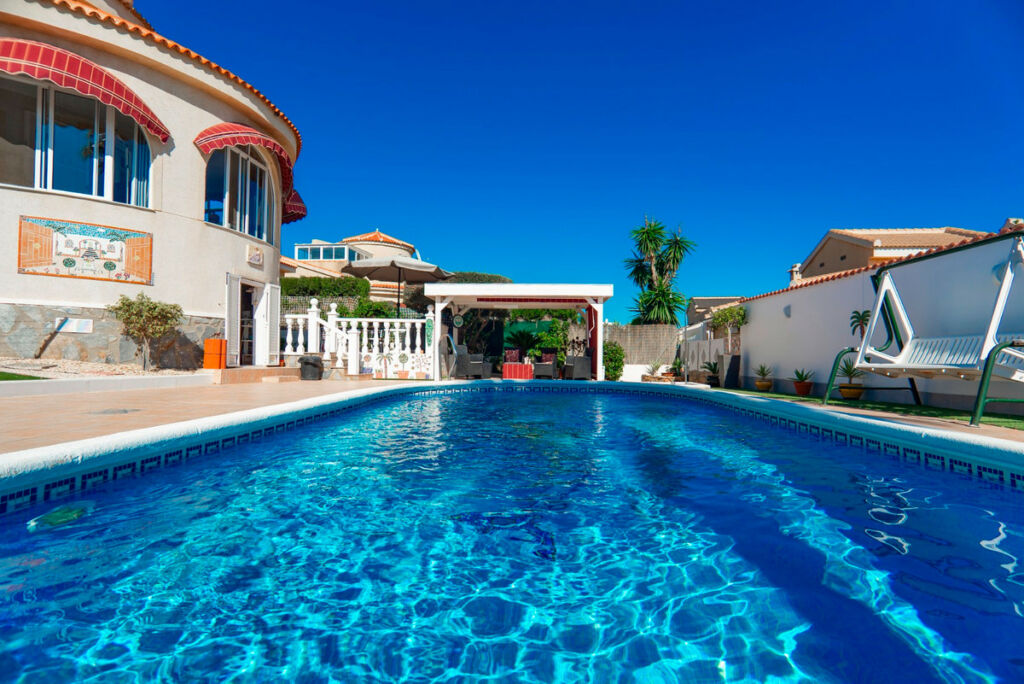 Detached Villa Ciudad Quesada Alicante - image 23