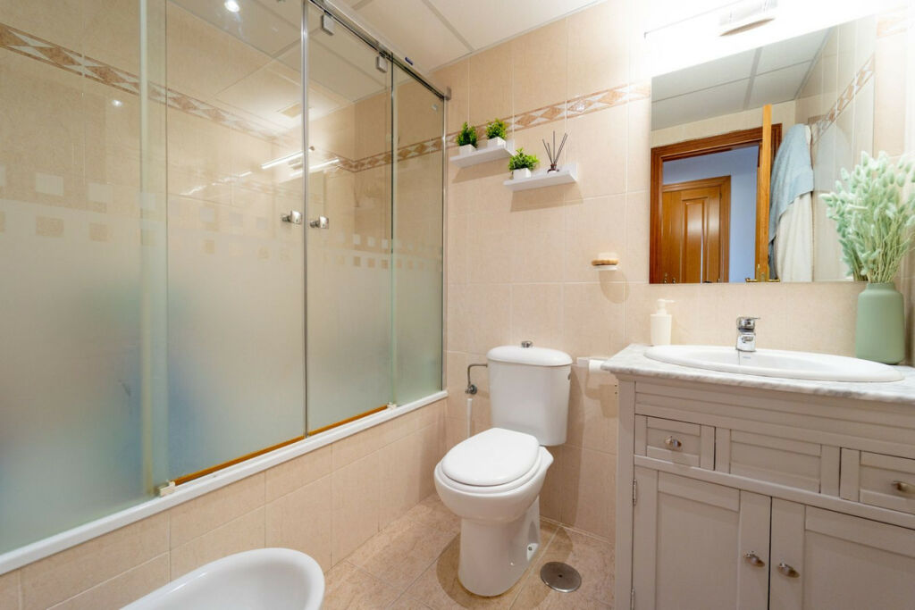 Penthouse Torrequebrada Málaga - image 23