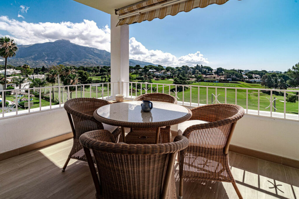 Penthouse Nueva Andalucía Málaga - image 23