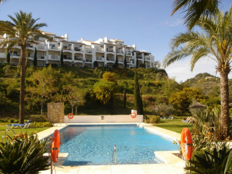 Middle Floor Apartment La Quinta Málaga - image 23