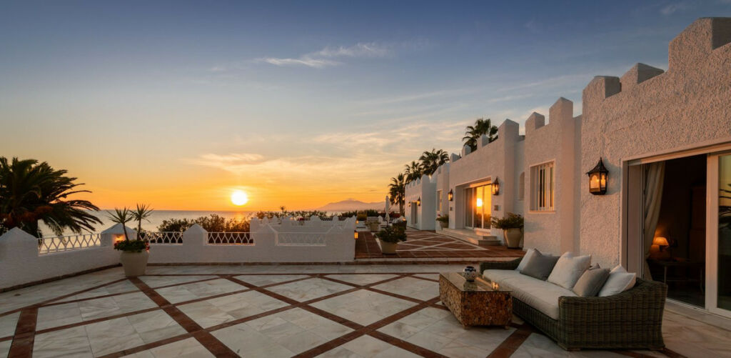 Detached Villa Los Monteros Málaga - image 23