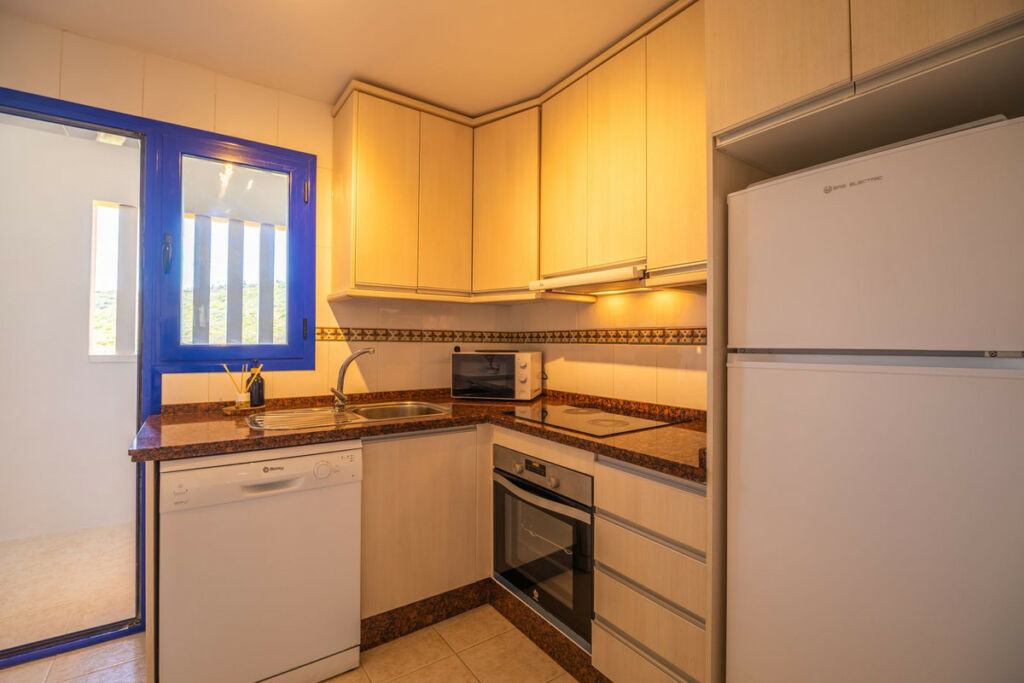 Penthouse La Duquesa Málaga - image 23