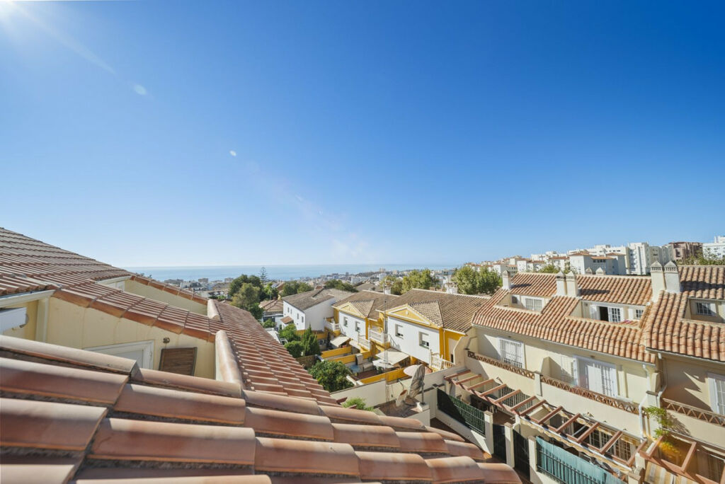 Semi-Detached House Benalmadena Málaga - image 27