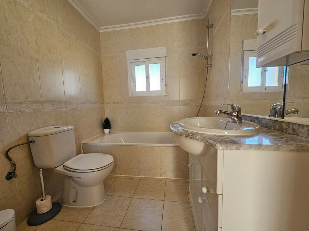 Detached Villa Cabo Roig Alicante - image 23
