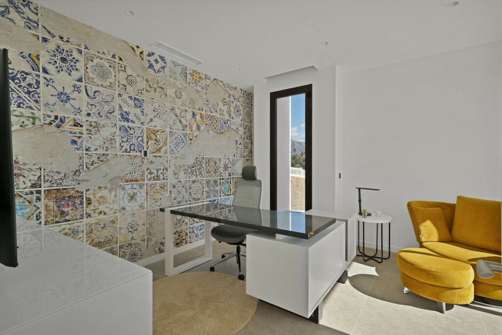 Detached Villa Benahavís Málaga - image 23