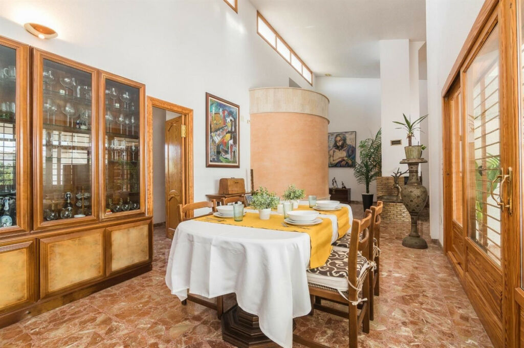 Detached Villa Elche Alicante - image 23
