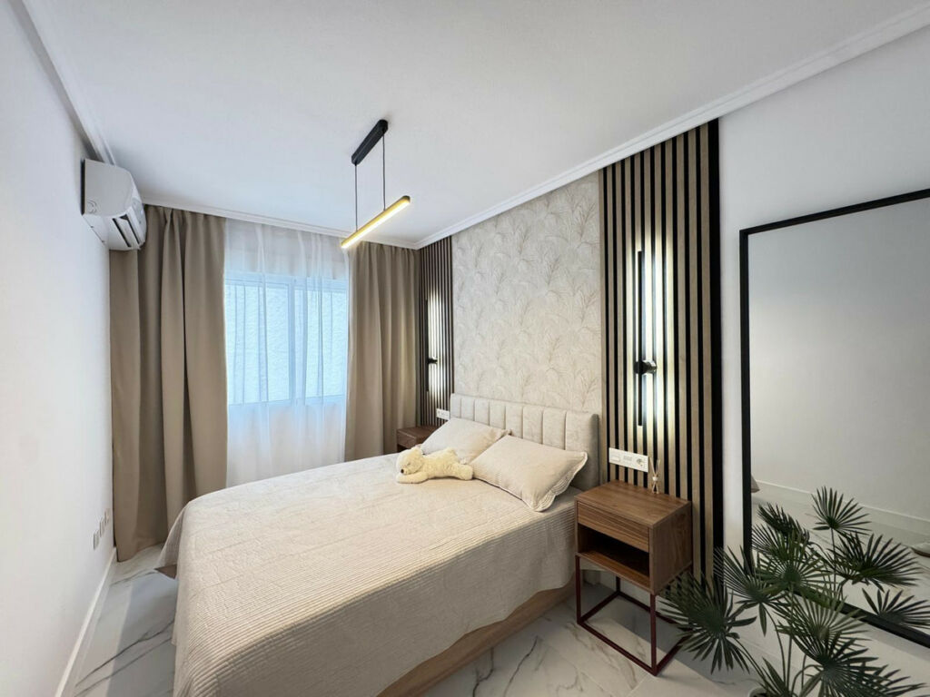 Middle Floor Apartment Torrevieja Alicante - image 23