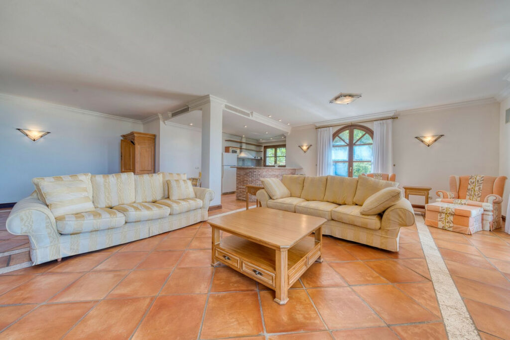 Detached Villa La Zagaleta Málaga - image 23