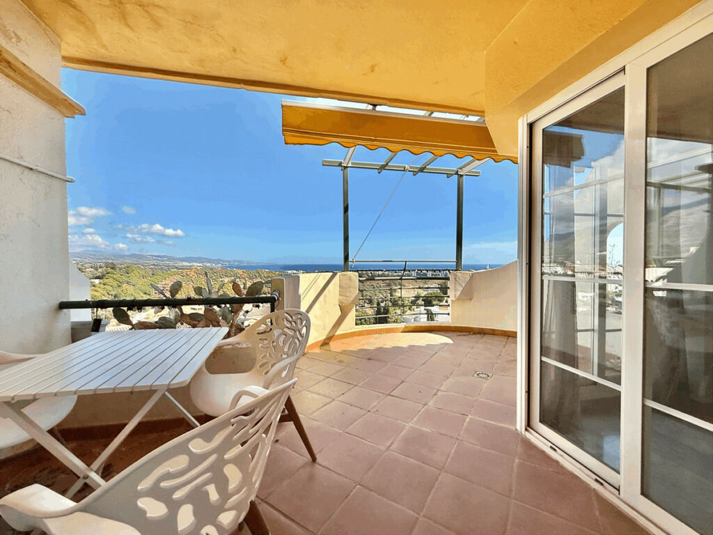 Middle Floor Apartment Nueva Andalucía Málaga - image 23