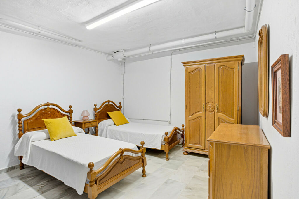 Townhouse The Golden Mile Málaga - image 23