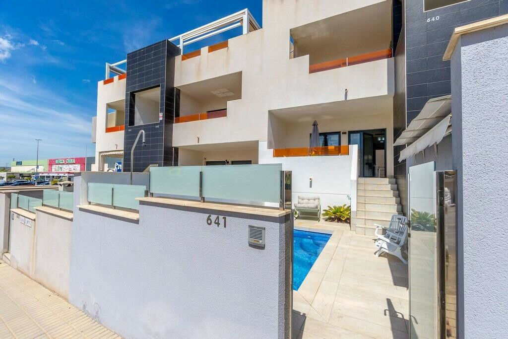 Ground Floor Apartment Los Altos Alicante - image 23