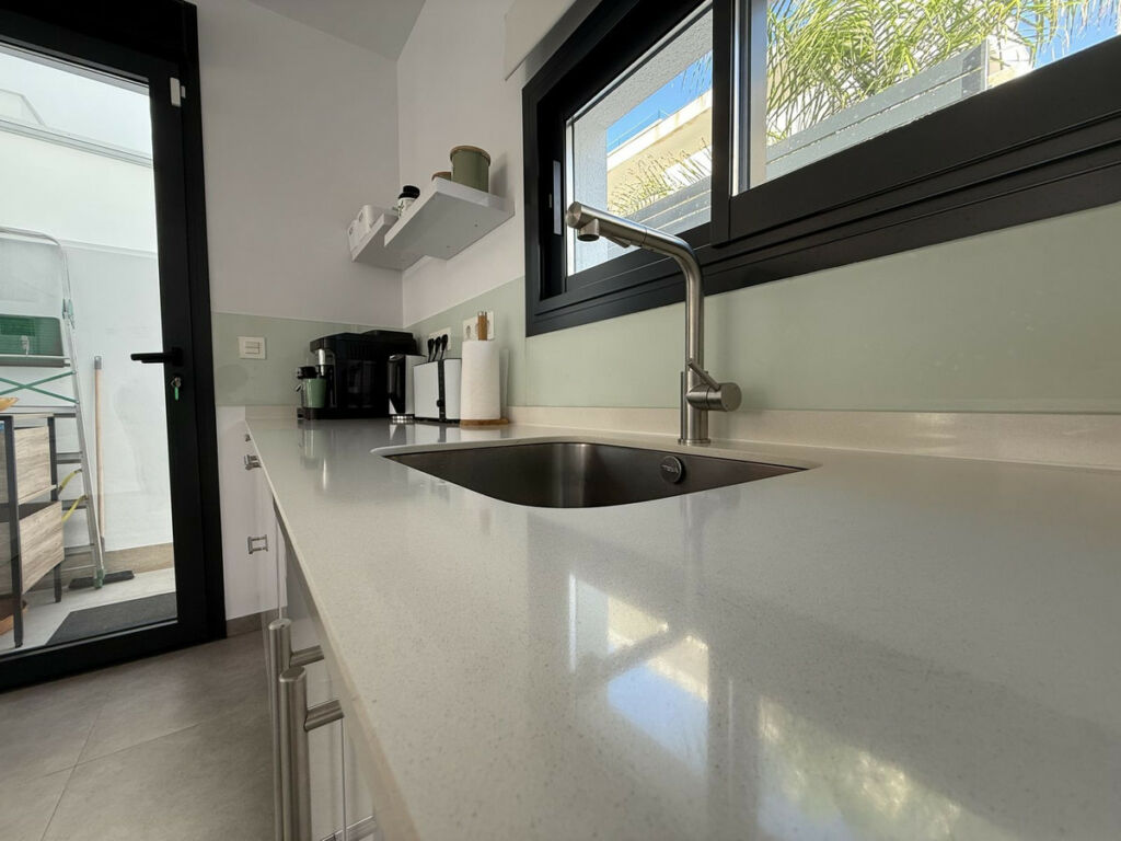 Detached Villa Los Montesinos Alicante - image 23