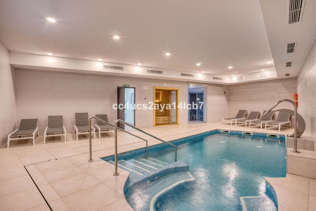 Middle Floor Apartment Calanova Golf Málaga - image 23