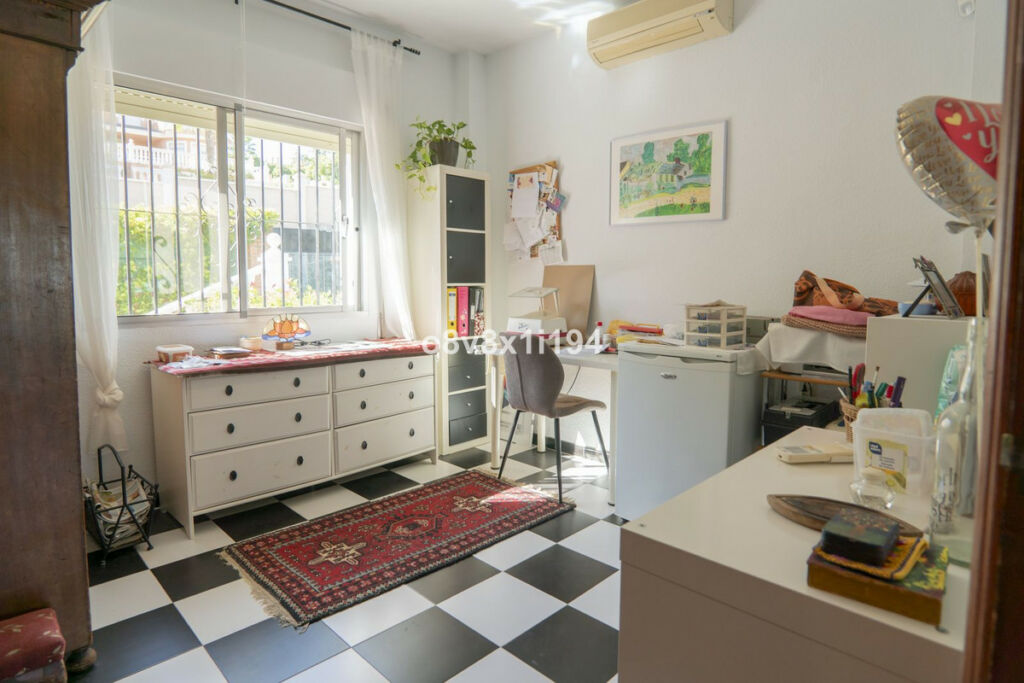 Detached Villa Alhaurín de la Torre Málaga - image 23