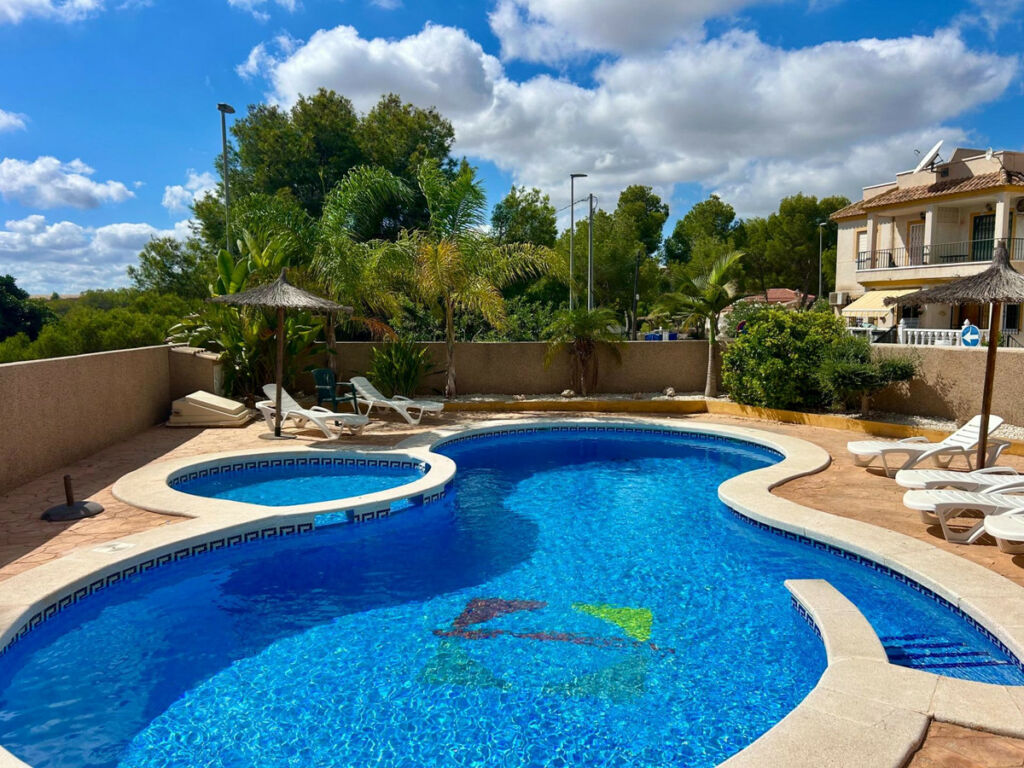 Townhouse Montemar Alicante - image 23
