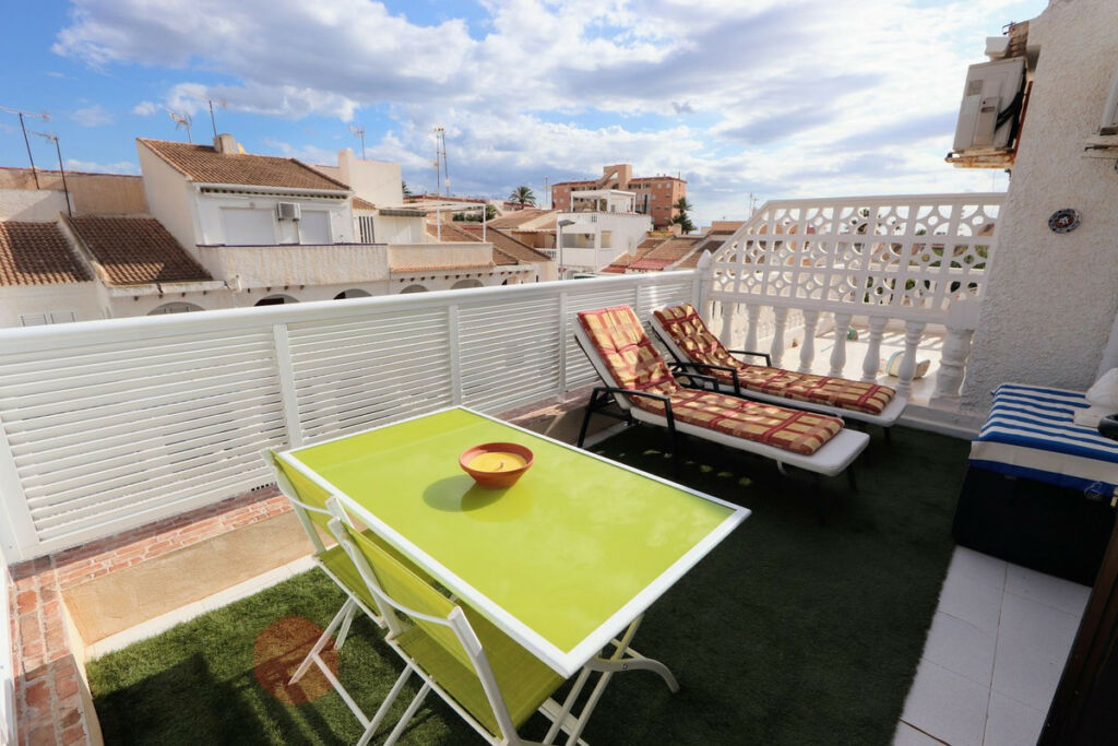 Townhouse Mil Palmeras Alicante - image 23