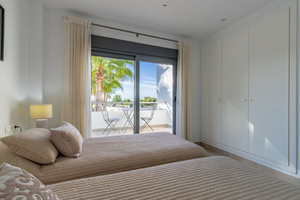 Detached Villa Moraira Alicante - image 23
