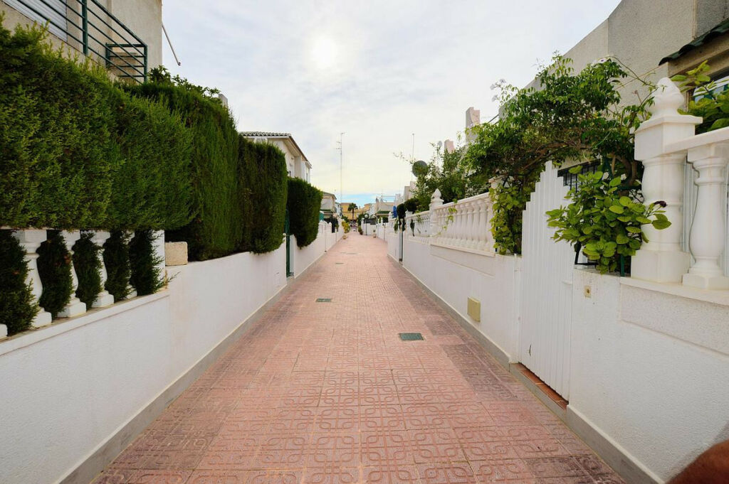 Semi-Detached House Punta Prima Alicante - image 23