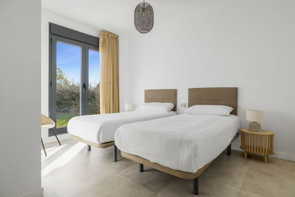 Ground Floor Apartment Estepona Málaga - image 24