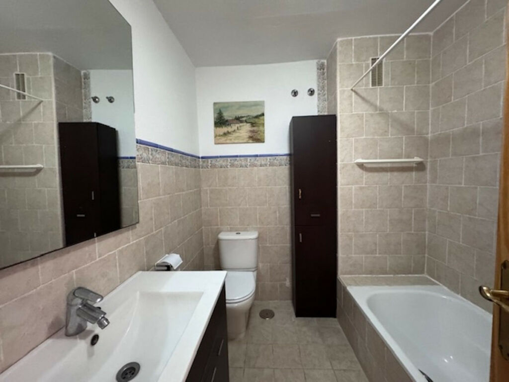 Townhouse San Pedro de Alcántara Málaga - image 24