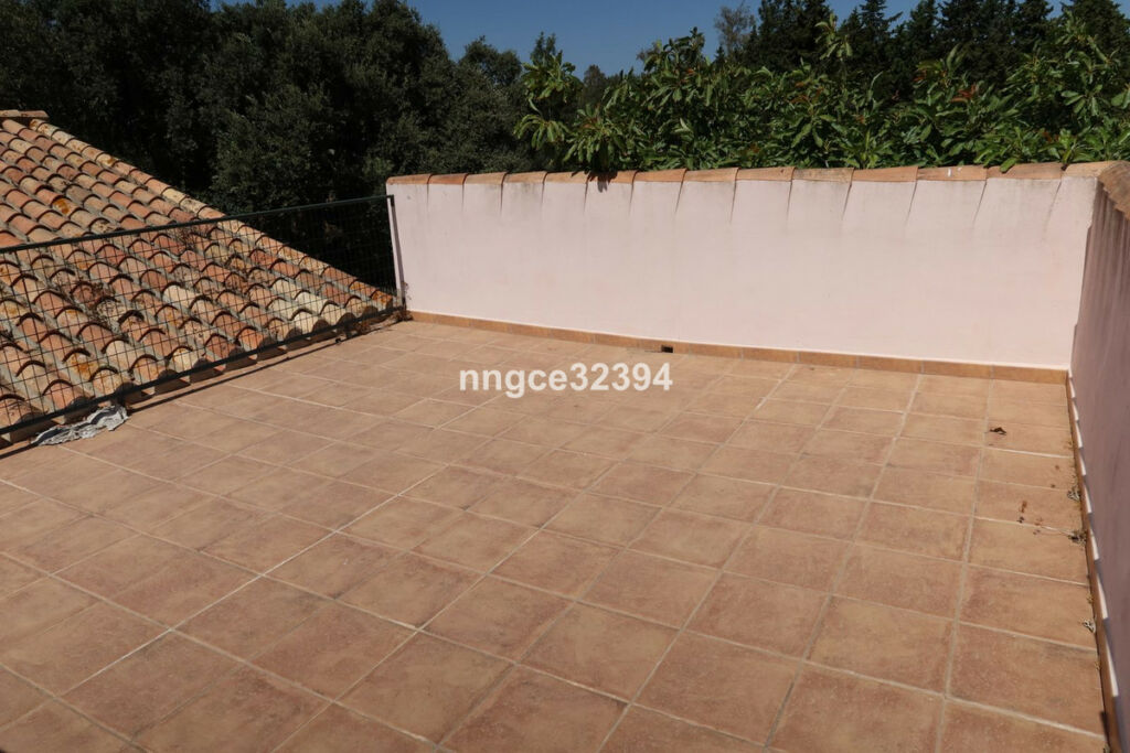 Detached Villa Sotogrande Cádiz - image 24