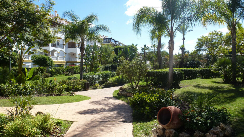 Penthouse Nueva Andalucía Málaga - image 23