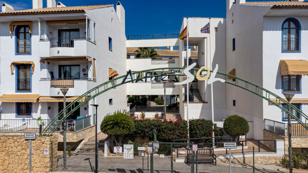 Ground Floor Apartment L'Alfás del Pi Alicante - image 24