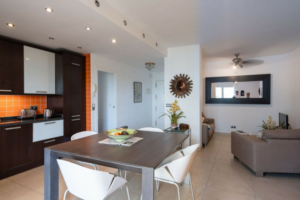 Middle Floor Apartment La Cala Málaga - image 24