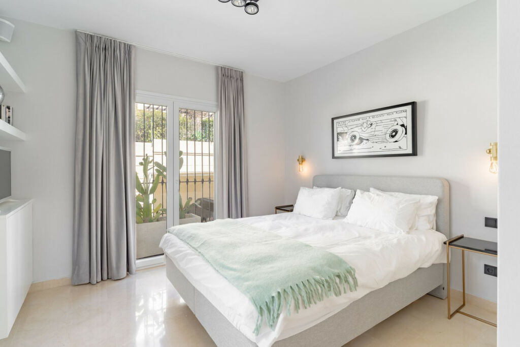 Semi-Detached House La Quinta Málaga - image 24