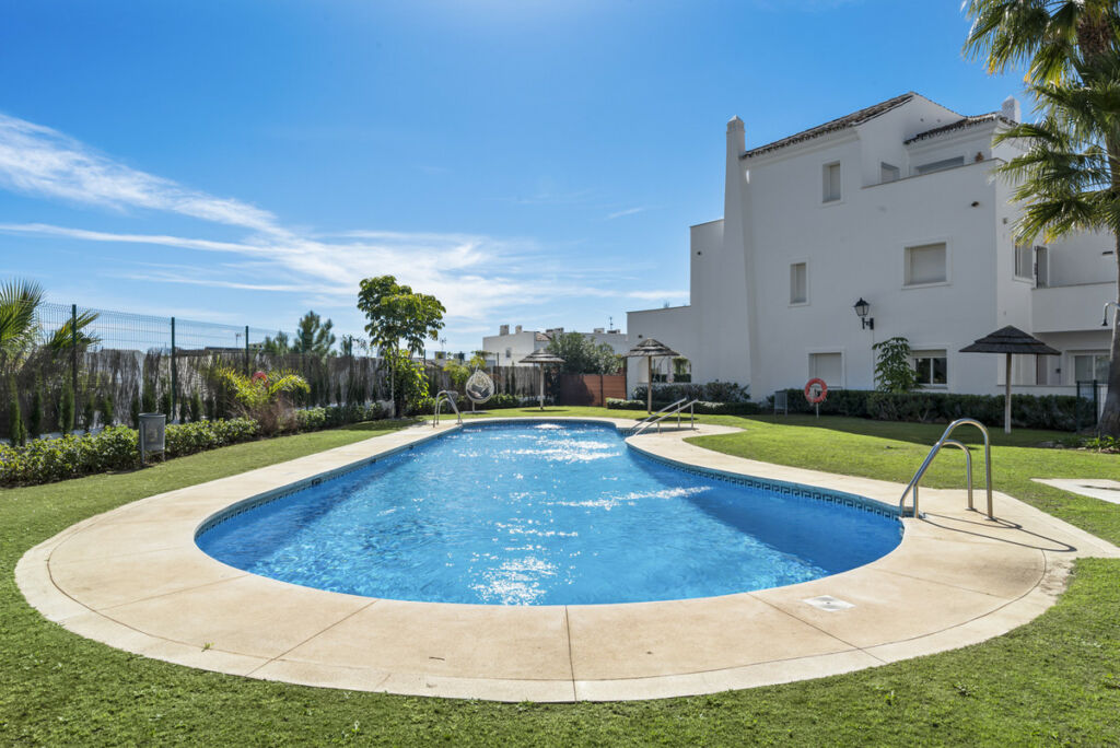 Ground Floor Apartment Nueva Andalucía Málaga - image 24