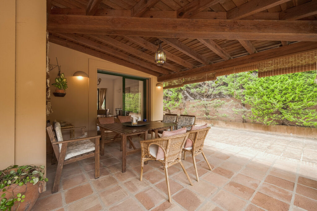 Detached Villa Sotogrande Cádiz - image 24