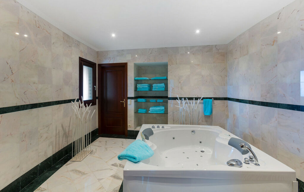 Detached Villa Javea Alicante - image 24