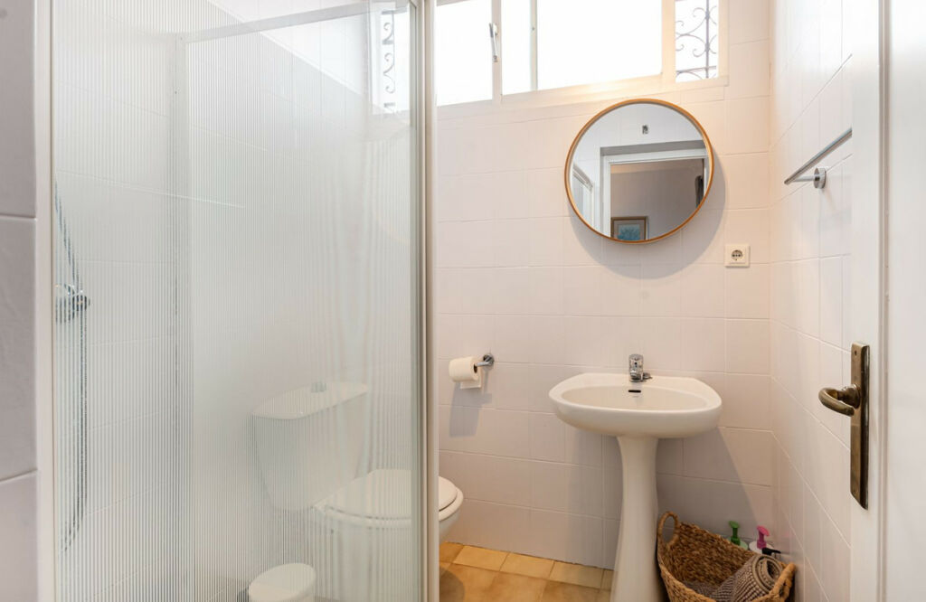 Ground Floor Apartment El Paraiso Málaga - image 21