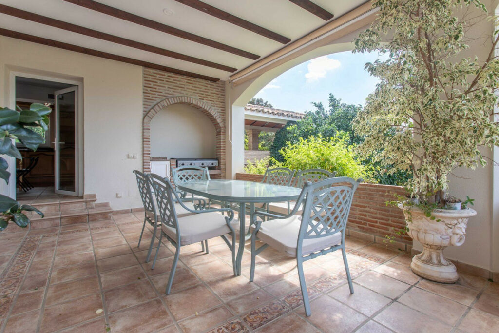 Detached Villa Istán Málaga - image 24